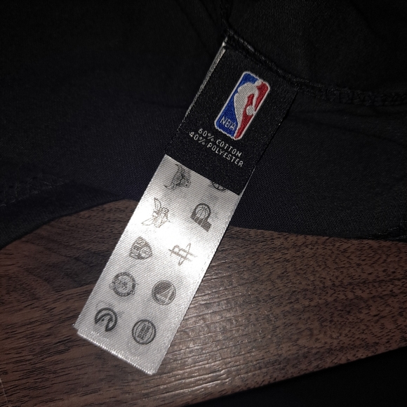 Lakers LeBron James T-shirt Sz.L - Picture 10 of 14